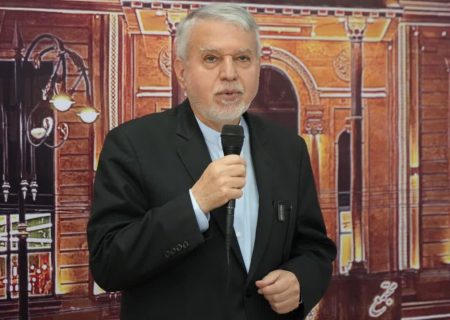 وزیر میراث فرهنگی: پارس‌لند ازنا قابلیت جذب گردشگران خارجی را دارد